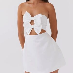 Peppermayo Exclusive - Girl Crush Bow Mini Dress - White